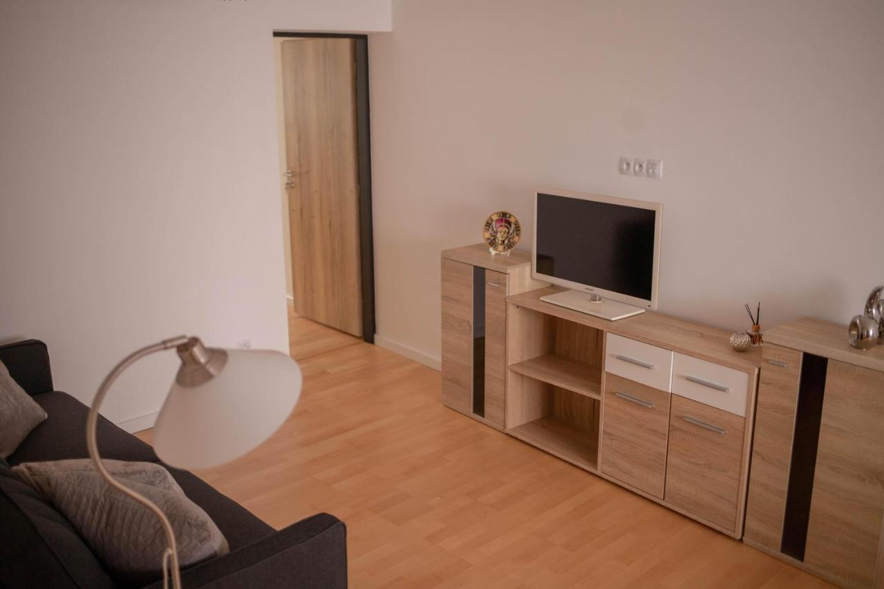 Apartamento Rezidence Kbely - Free Parking Praga Exterior foto