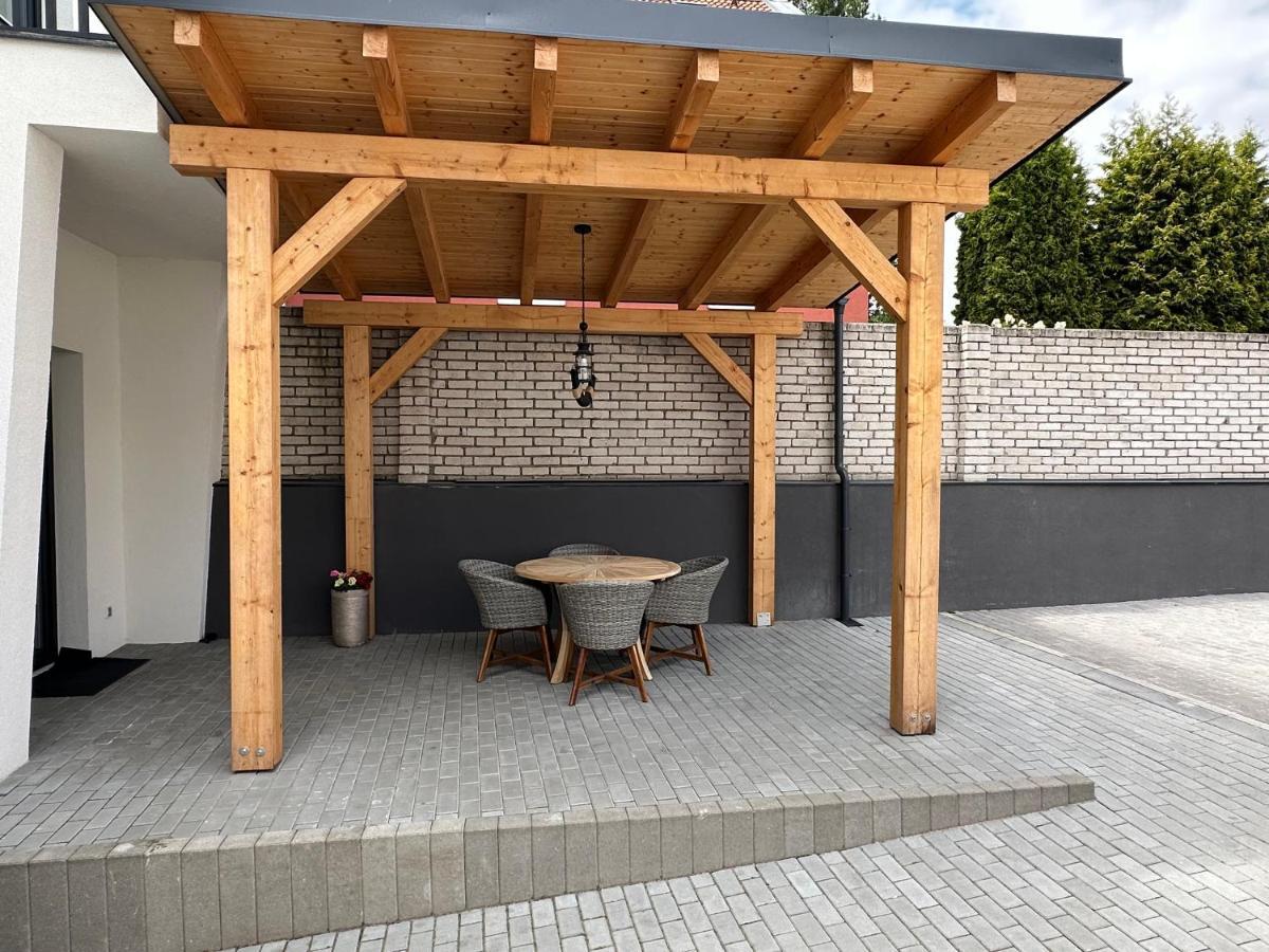 Apartamento Rezidence Kbely - Free Parking Praga Exterior foto